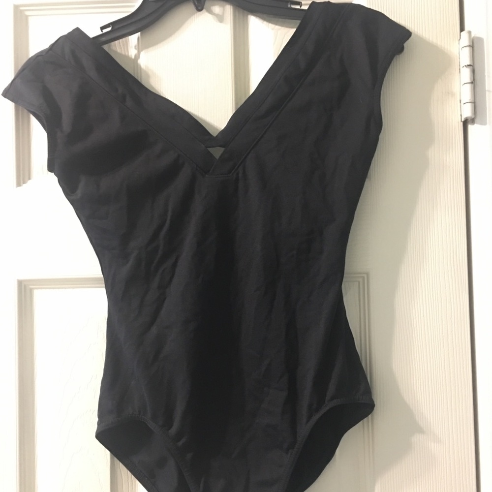 Mirella V Neck Cap Sleeve Black Leotard